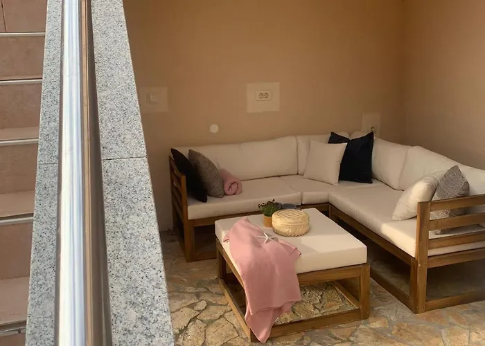 Zorica 3 ביוגראד נה מורו